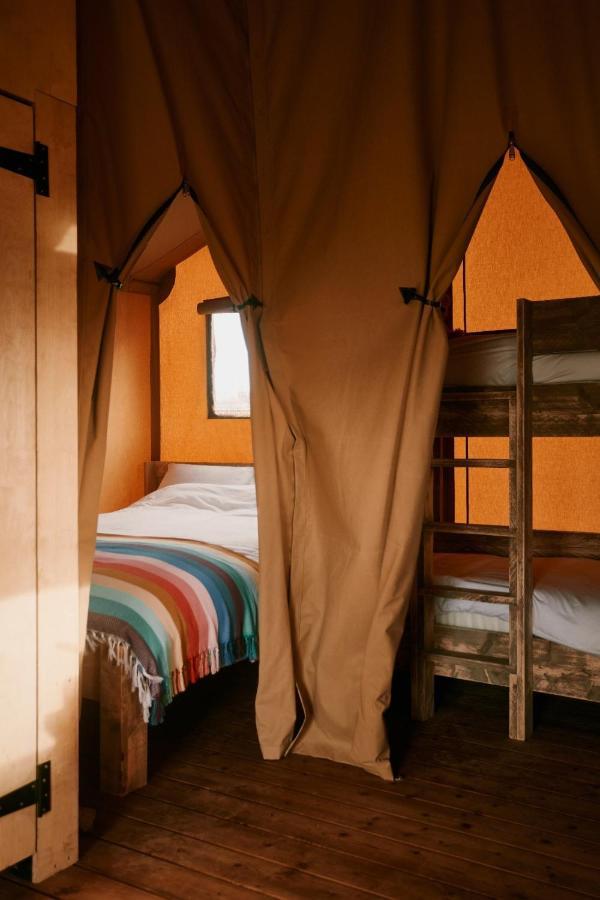 The Camp At The Wave Hotel Bristol Exterior foto