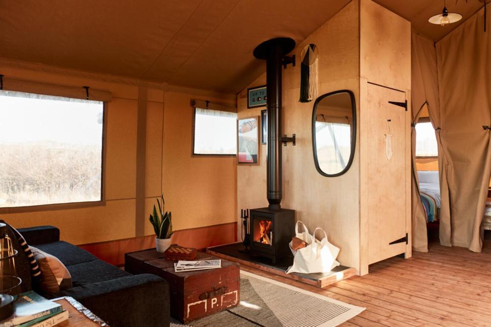 The Camp At The Wave Hotel Bristol Exterior foto
